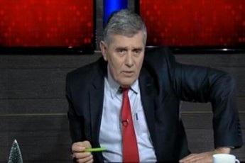 aqubardias-mimarTva-beras-mamaSeni-Tavs-ar-iklavs-ltolvilebze-fiqriT-aiRe-Sens-Tavze