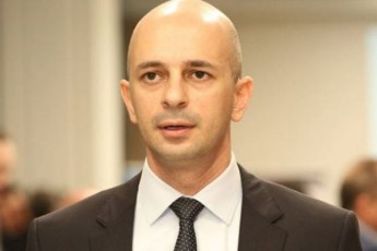 umravlesobasa-da-parlamentSi-dapirispirebebi-iusticiis-umaRlesi-sabWos-gansaxilveli-sakiTxi-araa