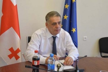 roman-kakulia-yvelaferi-idealurad-SeiZleba-ar-iyos-Tumca-aseT-dramatul-da-radikalur-Sefasebas-ver-daveTanxmebi