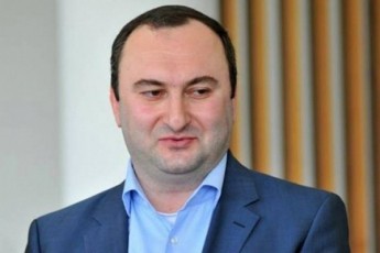 levan-murusiZe--feisbuqze-Rlicins-urCevniaT-erTxel-mainc-gabedon-da-pirispir-damijdnen-debatSi