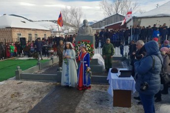 azerbaijanul-mediaSi-gavrcelebuli-informacia-simarTles-ar-Seesabameba---ratom-warmoaCines-siaxled-axalqalaqSi-25-wlis-winandeli-biusti