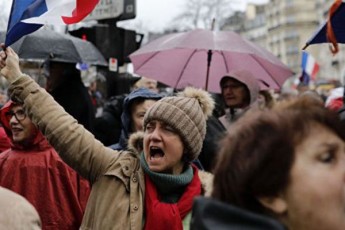 parizSi-saprotesto-msvleloba-wiTelma-yelsaxvevebmac-daiwyes