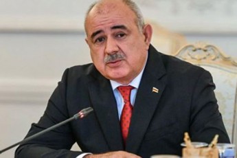 ruseTTan-mokavSireoba-osi-xalxis-istoriuli-arCevania-romelsac-Rrma-fesvebi-aqvs