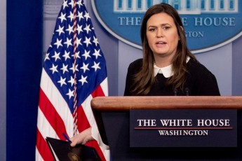 sara-sandersi-Cemi-rwmeniT-RmerTs-surda-rom-donald-trampi-prezidenti-gamxdariyo