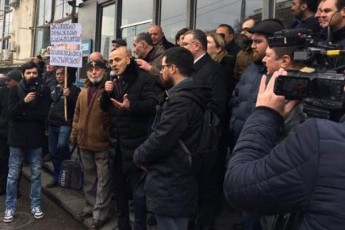 ar-veTanxmebiT-aziis-da-afrikis-Raribi-qveynebidan-migrantebis-SeuzRudavad-gadmosaxlebas