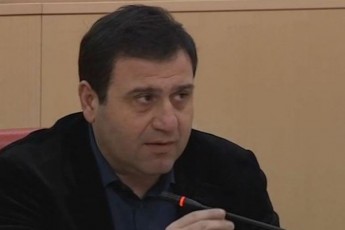 kaxa-kalaZis-gancxadeba-ar-mimiRia-ise-rom-es-aris-gundis-datovebisken-waqezeba