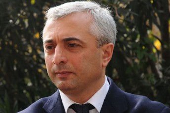 gardamavali-demokratiis-qveynebSi-mosamarTleTa-uvadod-daniSvna-garkveul-safrTxeebs-Seicavs