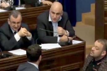 xels-ise-mogkideb-SeiZleba-veRar-gamaSvebino
