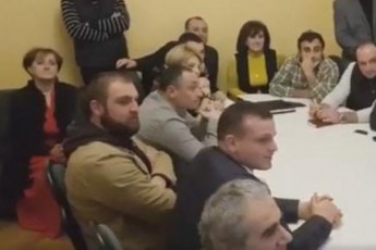 vin-Sedis-aWaris-alternatiul-mTavrobaSi-romelsac-saakaSvili-uwevs-konsultacias