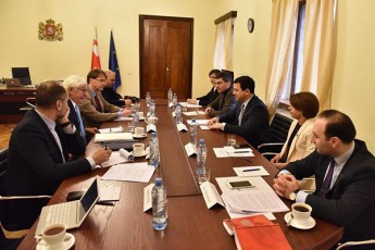 saparlamento-umravlesobis-warmomadgenlebi-veneciis-komisiis-delegacias-Sexvdnen