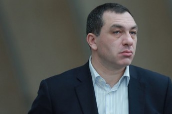 xelisuflebis-cvlileba-es-aucileblad-moxdeba-mSvidobianad-arCevnebis-gziT