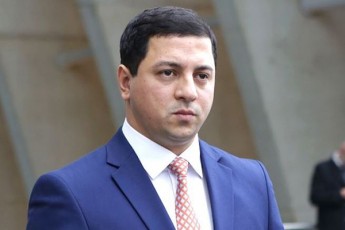 opoziciis-warmomadgenlebi-unda-moeSvan-TvalTmaqcobas-rom-biznesis-bedi-anaRvlebT