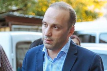 kobaxiZes-dakarguli-aqvs-realobis-gancda-moralze-aRar-vsaubrob