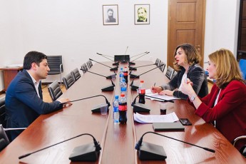 wels-Temqaze-da-guramiSvilis-gamzirze-axali-skolebis-mSenebloba-daiwyeba