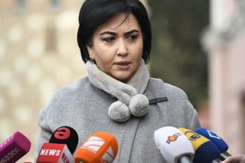 axal-politikur-platformas-vqmni--dReidan-daviwyeb-konsultaciebs