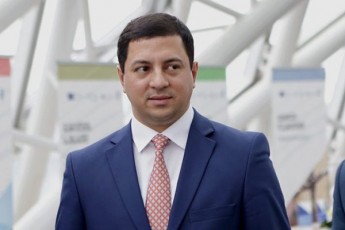 arCil-TalakvaZe---dRes-qarTul-ocnebas-parlamentSi-myari-umravlesoba-aqvs