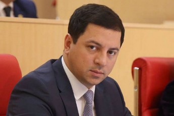 arCil-TalakvaZe-politikuri-eqSenis-TvalsazrisiT-sruli-pandemiaa