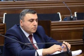 ras-ambobs-daviT-maTikaSvili-zurab-jafariZis-gagzavnil-pornovideoze