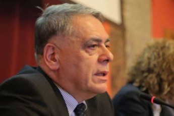 erovnuli-bankis-poziciis-gamoxatvas-velodebiT--dRes-swori-procesi-daiwyo