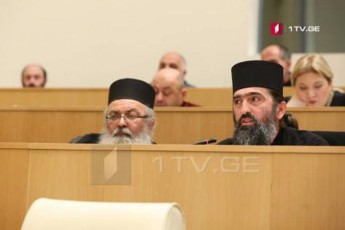 Tu-skolebSi-seqsualuri-ganaTleba-Semova-Svilebs-aRar-gavuSveb-gakveTilebze