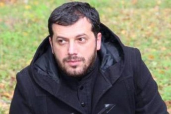 mama-petre-skandaluri-statiisTvis-Jurnalists-uCivis---dampirda-akademiuri-interviu-iqneboda