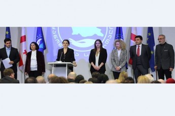 vin-arian-Tako-Carkvianis-mier-dafuZnebuli-politikuri-partiis-wevrebi