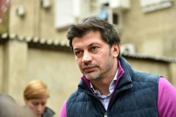 kalaZe-Cemi-megobari-deputati-beqa-odiSaria-Taborze-sastumros-ver-aaSenebs