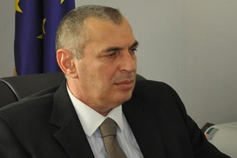yvela-qoci-aris-SevardnaZisti-an-aslanisti-an-komunisti-an-prorusi-an-qsenofobi