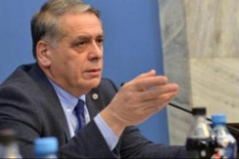 yvela-komentarze-aucilebeli-komentariT-vupasuxo-ar-mgonia-Cemi-valdebuleba-iyos