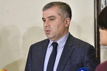 moviTxovT-mTavrobis-morigi-mavneblobis-gauqmebas