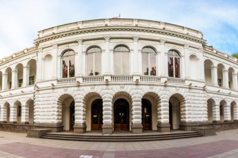 Tika-ruxaZe---sircxvilia-ew-fake-news-ebiT-arseboba-sircxvilia-Senebis-ngrevad-gamocxadeba