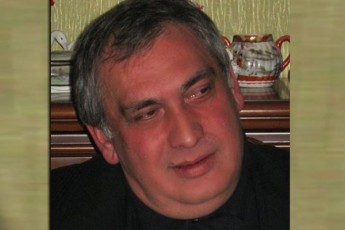 kaco-es-saqarTvelo-maSinac-rom-davicvaT-xolme-roca-karmuSka-sruli-simZlavriT-muSaobs