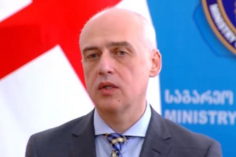 daviT-zalkaliani-braldebebs-pasuxobs