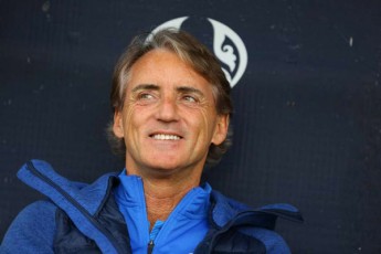 roberto-manCini-italiaSi-saukeTeso-mwvrTnelad-aRiares