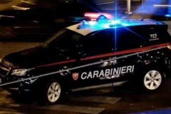 italiaSi-saqarTvelos-moqalaqe-kafe-baris-stumrebs-niCbiT-daesxa-Tavs