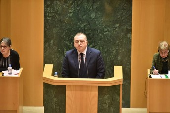 sakuTari-reputaciis-Selaxvis-riskis-fasad-vcdilobdiT-ar-gvesaubra-Tibisi-bankis-saqmis-detalebze