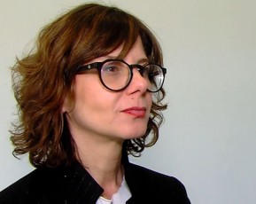 im-RamiT-davinteresdi-politikiT-da-mas-mere-interesi-ar-gamnelebia