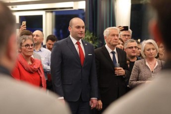 premierma-evrosabWoSi-saqarTvelos-gawevrianebis-20-wlis-iubilesTan-dakavSirebiT-strasburgSi-sazeimo-miReba-gamarTa