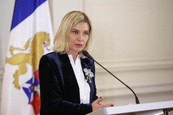 prezidentis-administraciidan-gaSvebul-63-TanamSromels-naxevari-milioni-gadauxades