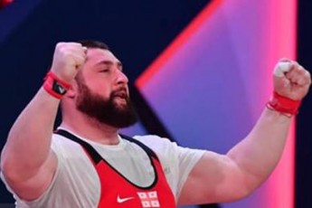 baTumi-2019-qarTveli-Zalosnebis-triumfiT-dasrulda