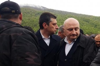 aq-hesis-gamo-ar-movsulvar-movedi-radgan-formian-adamianebs-qvebi-esroles