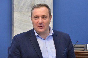 akaki-zoiZe-sapensio-reformis-Sesaxeb--es-aris-investicia-qveynis-momavalSi