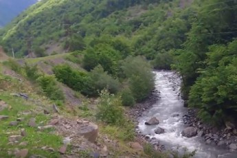 laSa-iordaniSvilis-TqmiT-erT-erTi-aseTi-sicrue-mdinare-alaznis-SesaZlo-daSrobas-ukavSirdeba