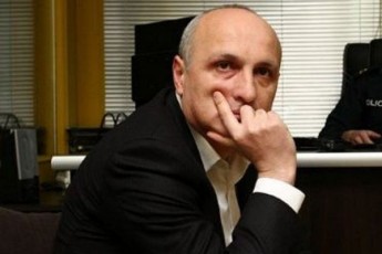 Cven-ar-vakeTebT-politikur-aqcentebs--yvelas-movuwodeb