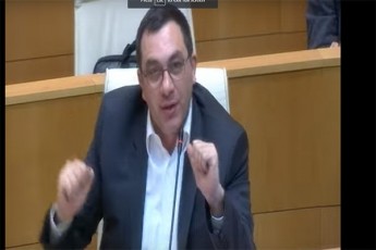 ivaniSvilis-mTavroba-ZaliT-Cvens-moqalaqeebs-jibeSi-uyofs-xels-da-arTmevs-maT-Soris-imaT-visac-yvelaze-ufro-uWirs
