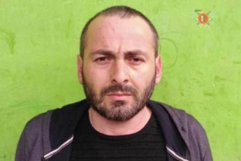 yaRaRobaSi-eWvmitanili-soxumeli-kaci-romelic-TbilisSi-cxovrobda-galSi-daiWires