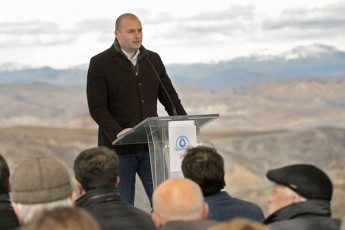 Tqven-sakuTari-sicocxlis-fasad-icavT-Cvens-qveyanas-Tqveni-dafaseba-ki-Cveni-valia