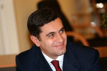 am-biWs-yovelTvis-Sterad-vTvlidi-da-magitomac-