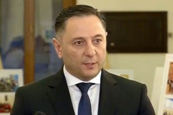 vaxtang-gomelauri-massa-da-giorgi-gaxarias-Soris-SesaZlo-dapirispirebaze-komentars-akeTebs