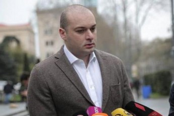 mamuka-baxtaZe-CvenTvis-gansakuTrebuli-mniSvneloba-aqvs-samxedro-mosamsaxurebis-socialuri-pirobebis-maqsimalurad-gaumjobesebas